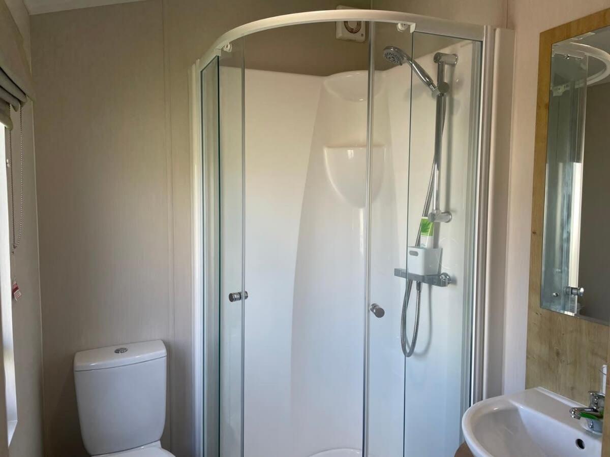 42 Woodland Walk Pevensey Bay Holiday Park Sleeps 6 Eksteriør billede