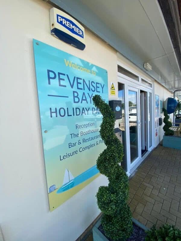 42 Woodland Walk Pevensey Bay Holiday Park Sleeps 6 Eksteriør billede