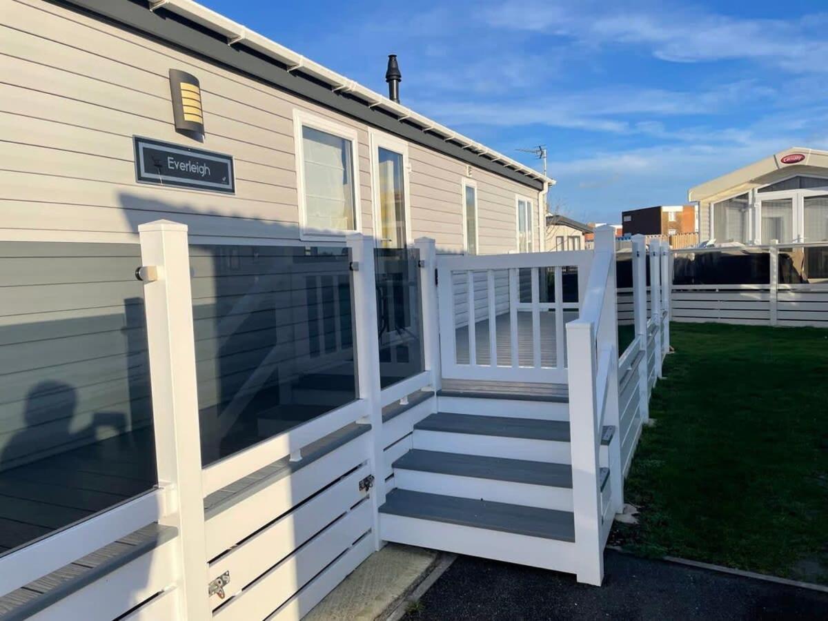 42 Woodland Walk Pevensey Bay Holiday Park Sleeps 6 Eksteriør billede