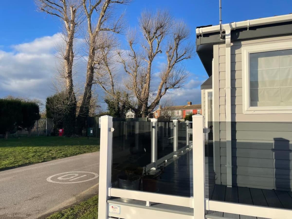 42 Woodland Walk Pevensey Bay Holiday Park Sleeps 6 Eksteriør billede