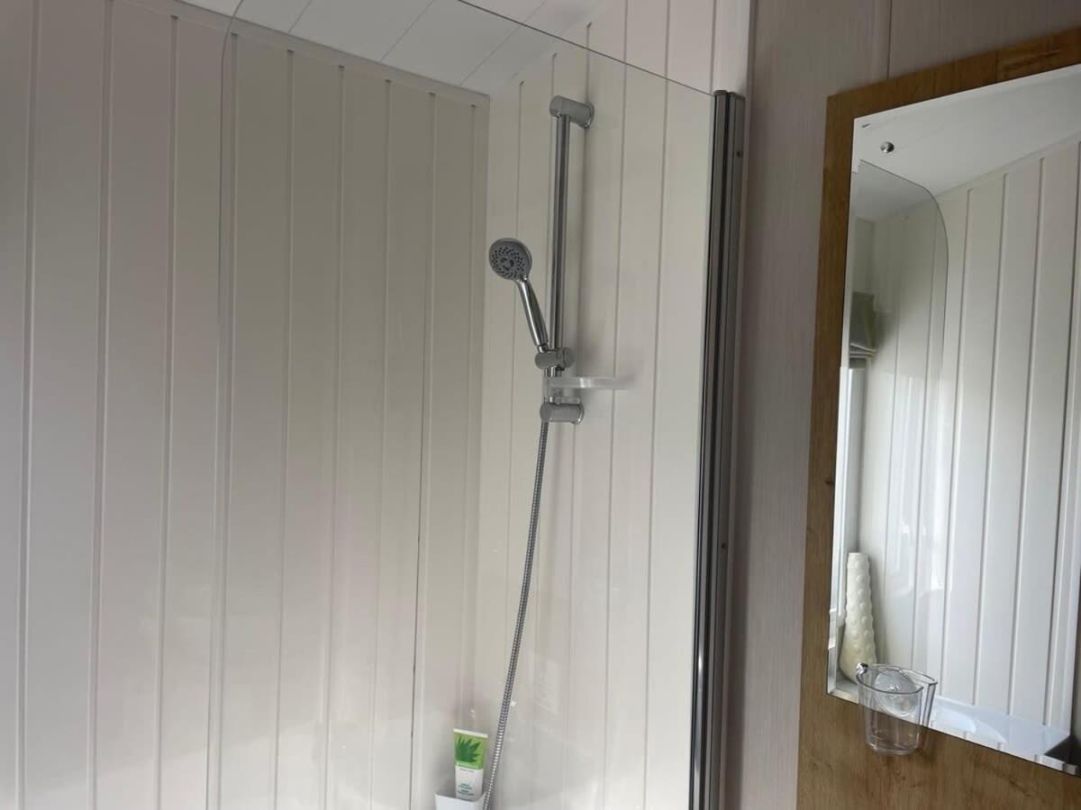 42 Woodland Walk Pevensey Bay Holiday Park Sleeps 6 Eksteriør billede