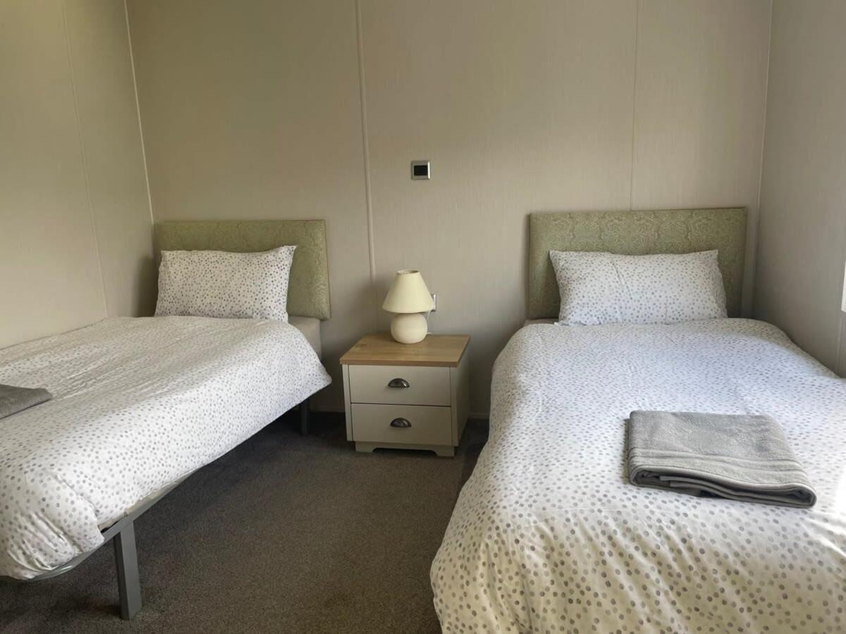42 Woodland Walk Pevensey Bay Holiday Park Sleeps 6 Eksteriør billede