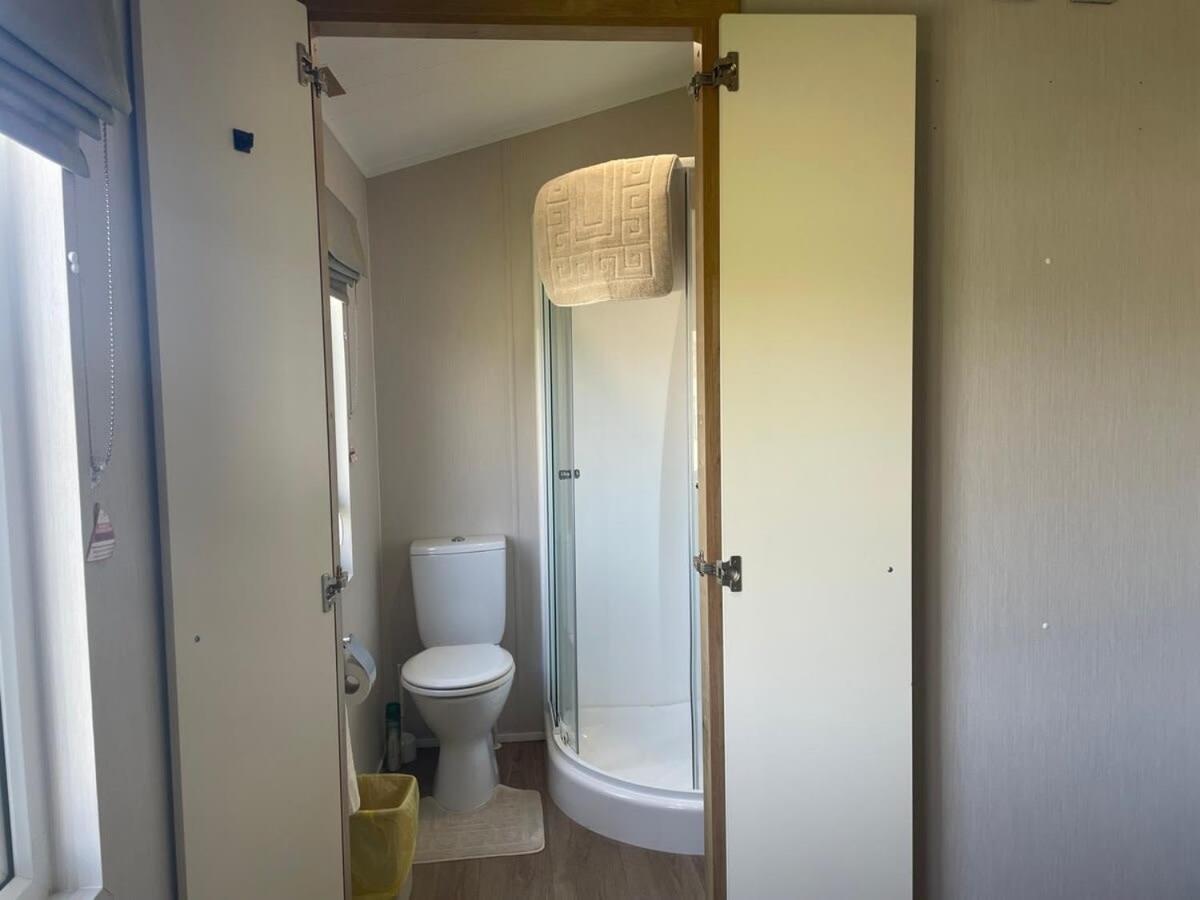 42 Woodland Walk Pevensey Bay Holiday Park Sleeps 6 Eksteriør billede