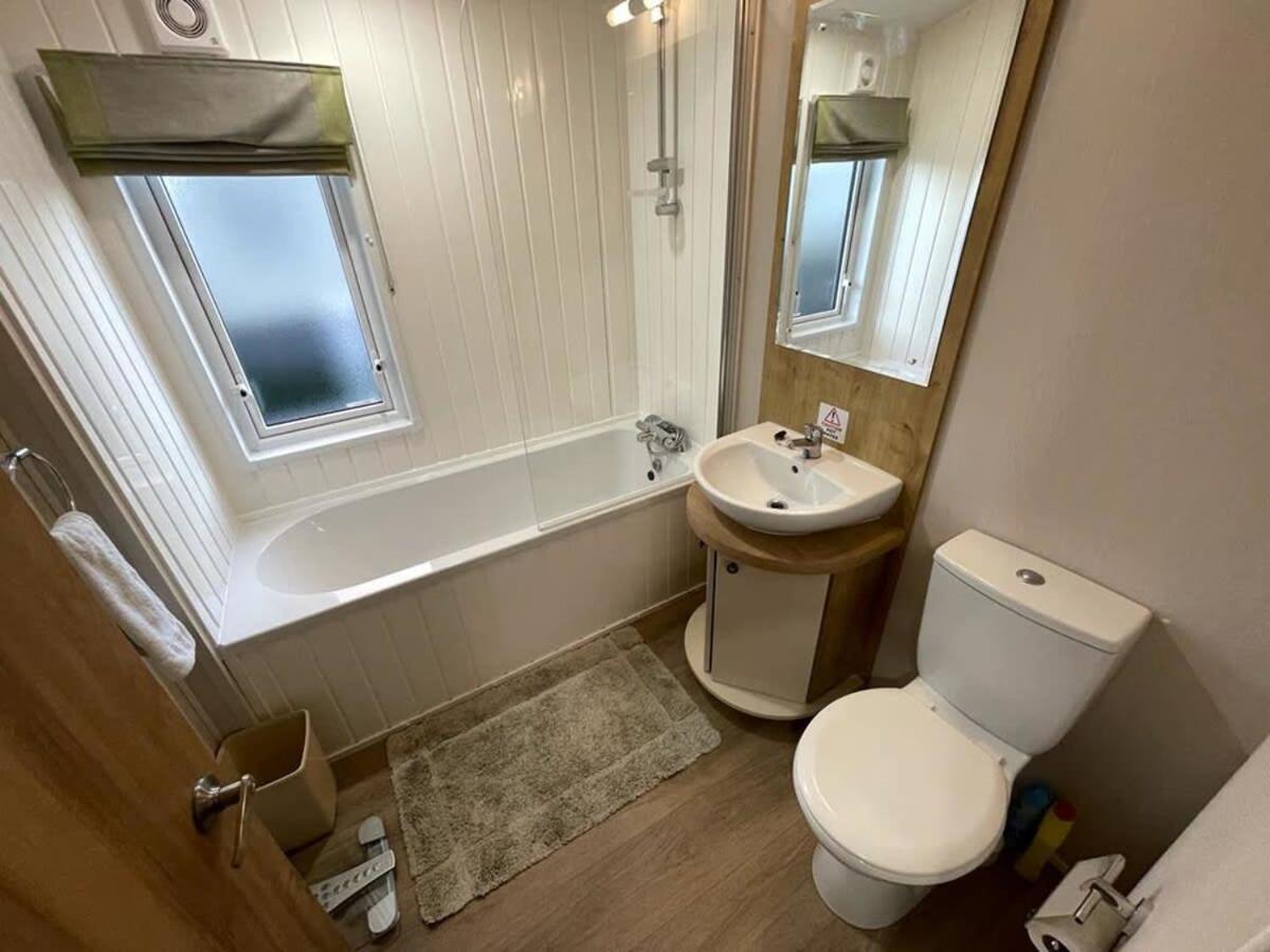 42 Woodland Walk Pevensey Bay Holiday Park Sleeps 6 Eksteriør billede