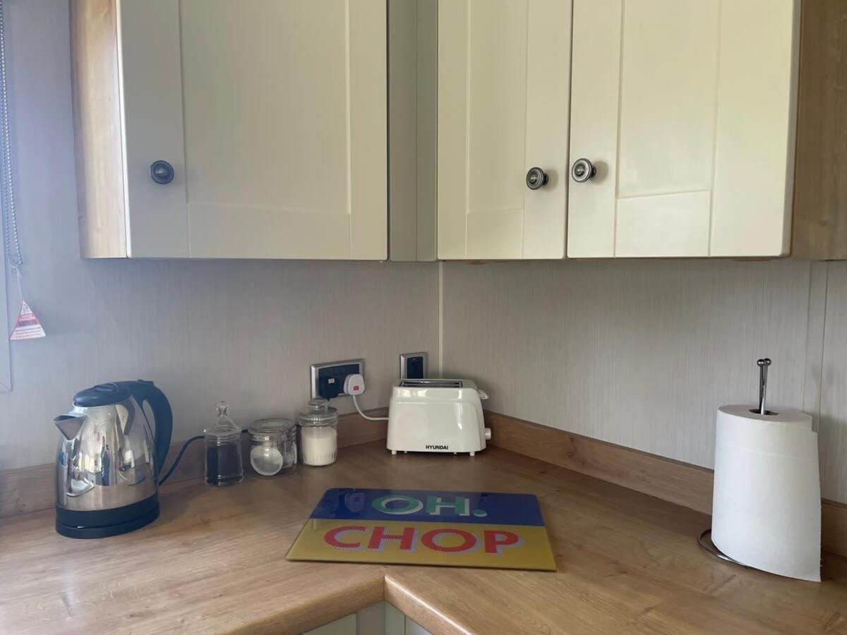 42 Woodland Walk Pevensey Bay Holiday Park Sleeps 6 Eksteriør billede