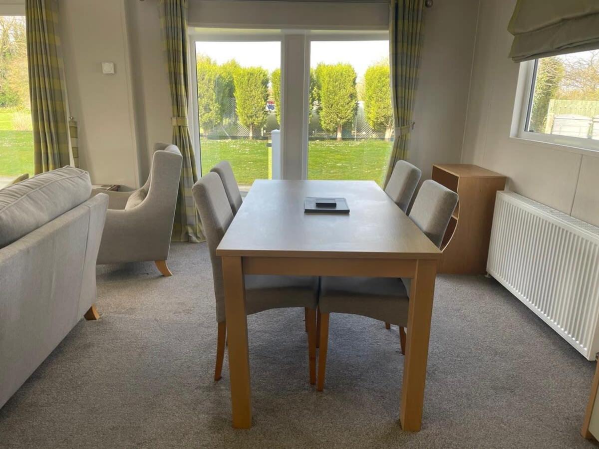 42 Woodland Walk Pevensey Bay Holiday Park Sleeps 6 Eksteriør billede